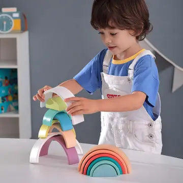 Arc-en-ciel en bois