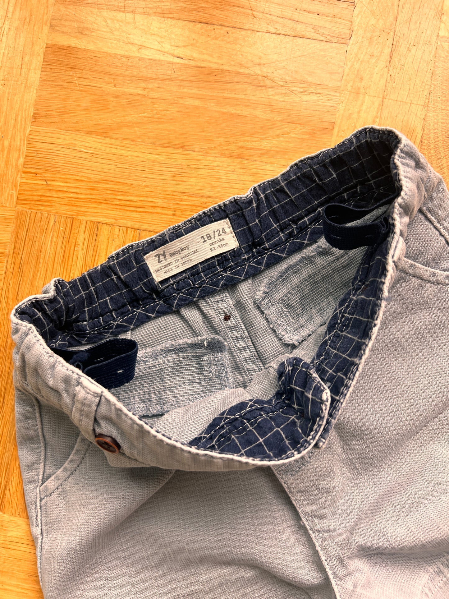 T.92 - Short gris Zara