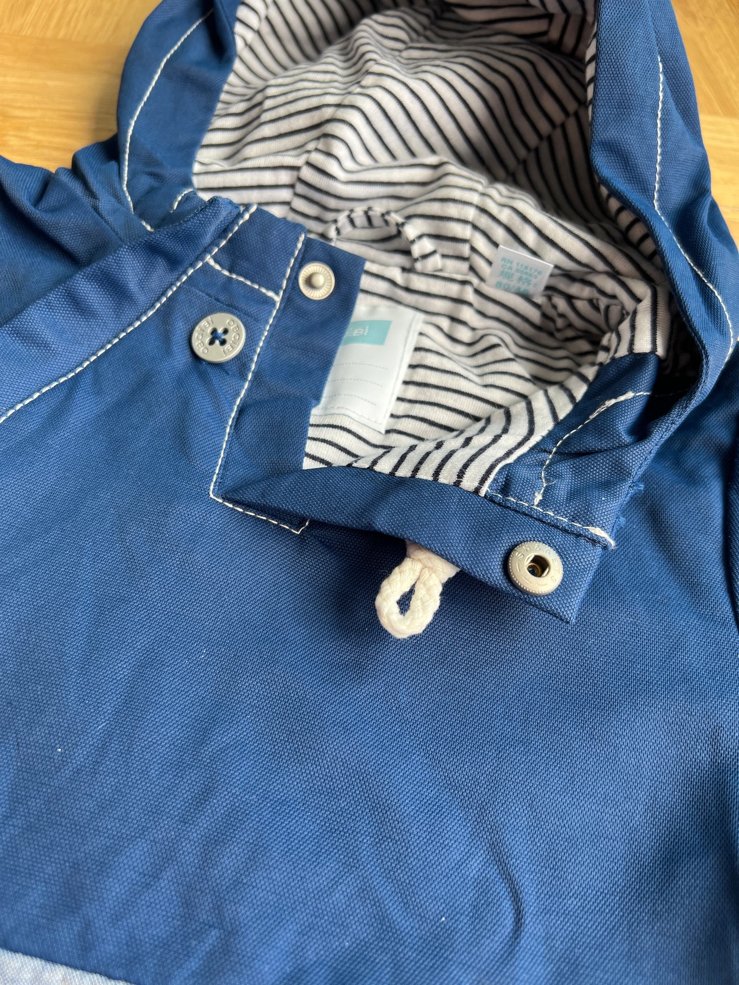 T.80 - Veste légère bleue