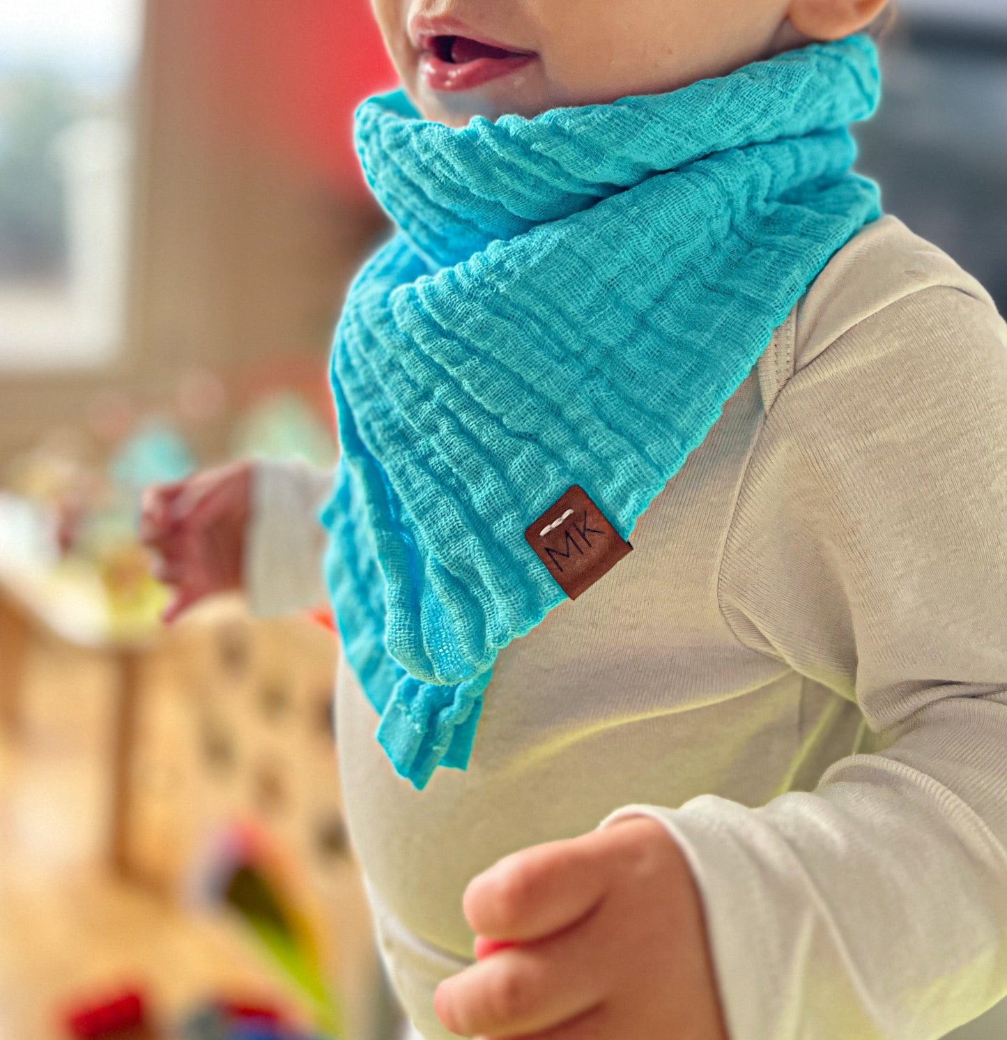 Snood évolutif enfant en mousseline turquoise